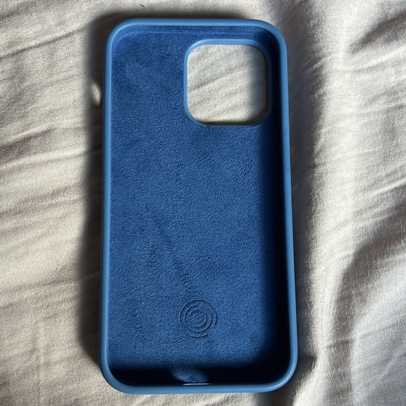 iphone 13 pro silicone case - Picture 2 of 2